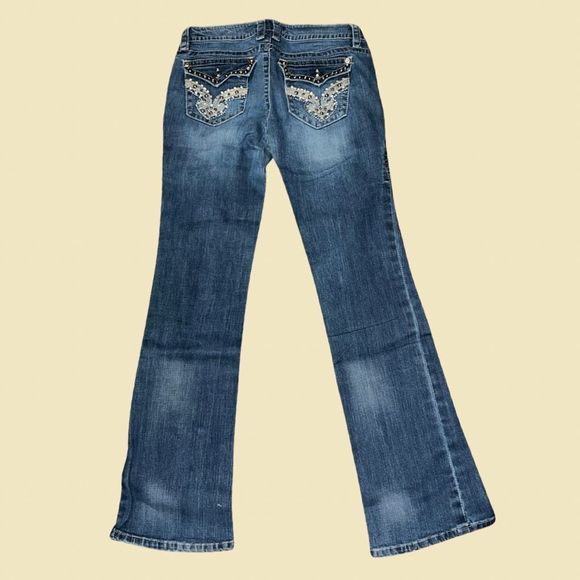 Celleo Mid Rise Embellished Jeans Size 13 31x32 162 - Picture 4 of 7
